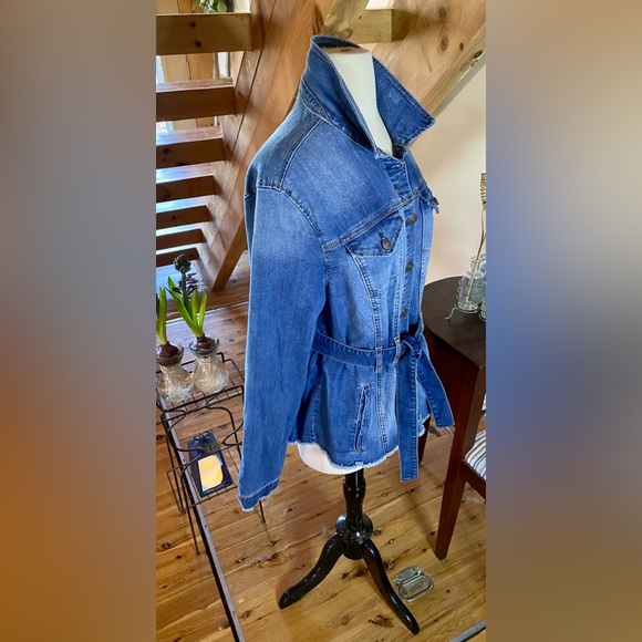 🔥Vintage America Raw Hem Belted Keli Jean Jacket🔥  NWOT - Picture 2 of 13